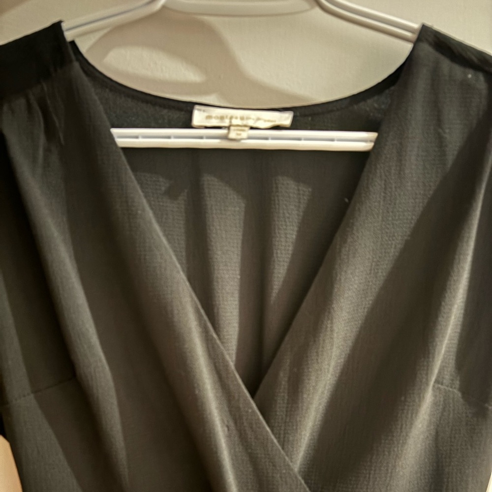 Black Short Ruffle Dress - Picture 4 of 7